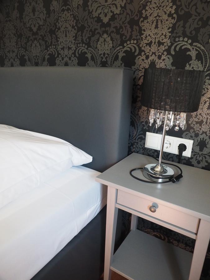 Hotel Kipphut Sarstedt Bagian luar foto